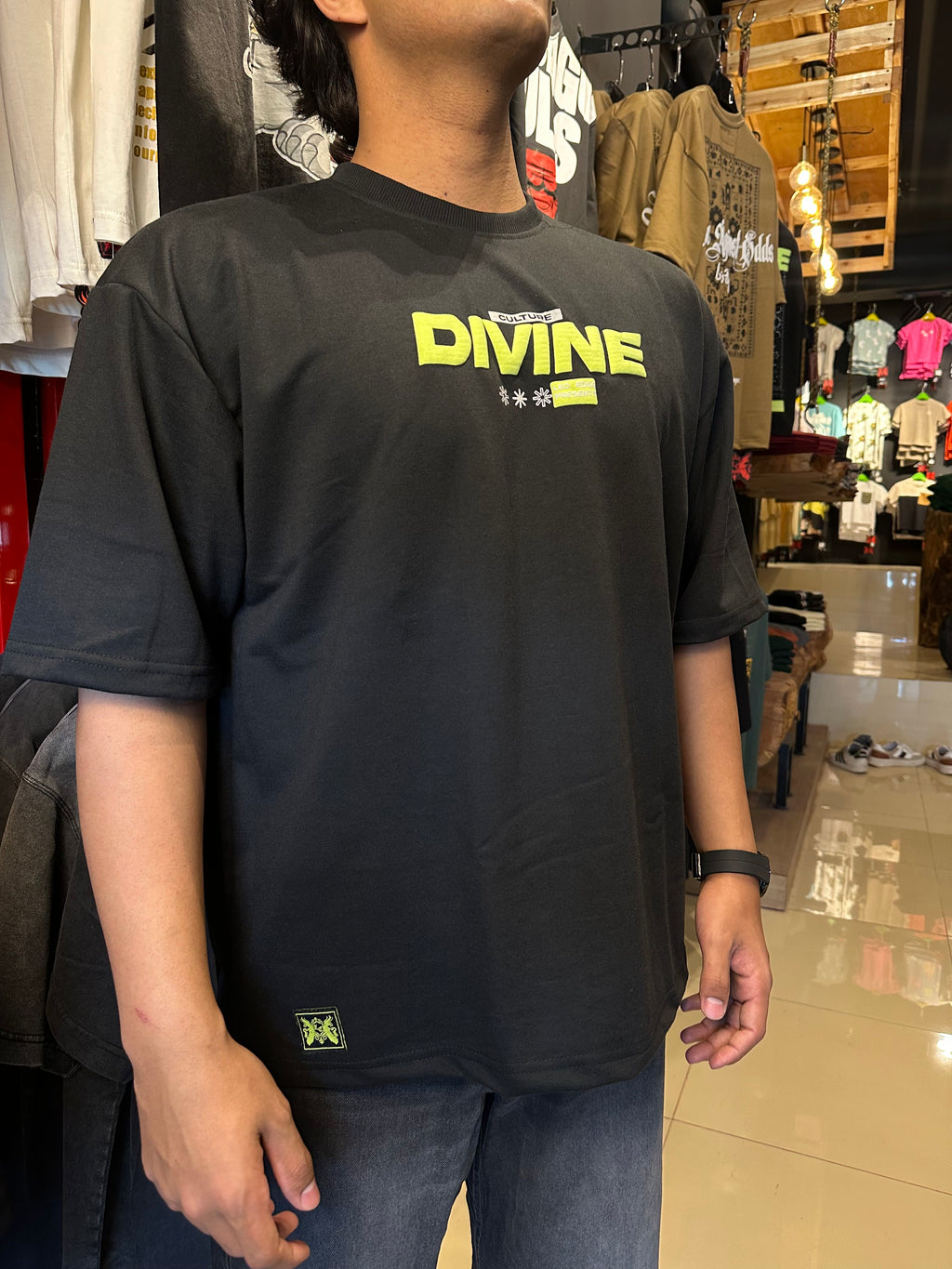 OBSIDIAN BLACK - DIVINE OVERSIZED TEE