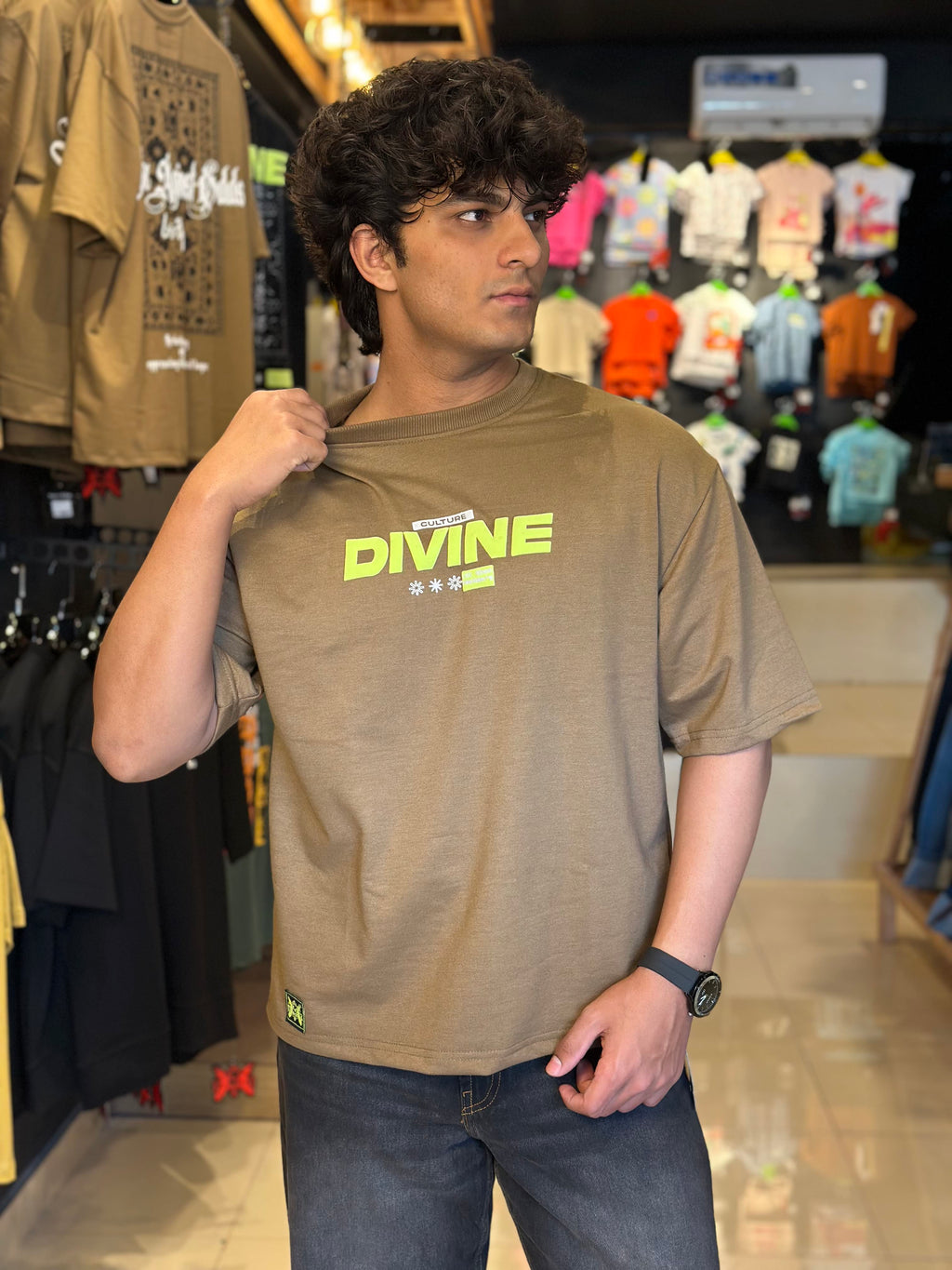 MOCHA BROWN - DIVINE OVERSIZED TEE