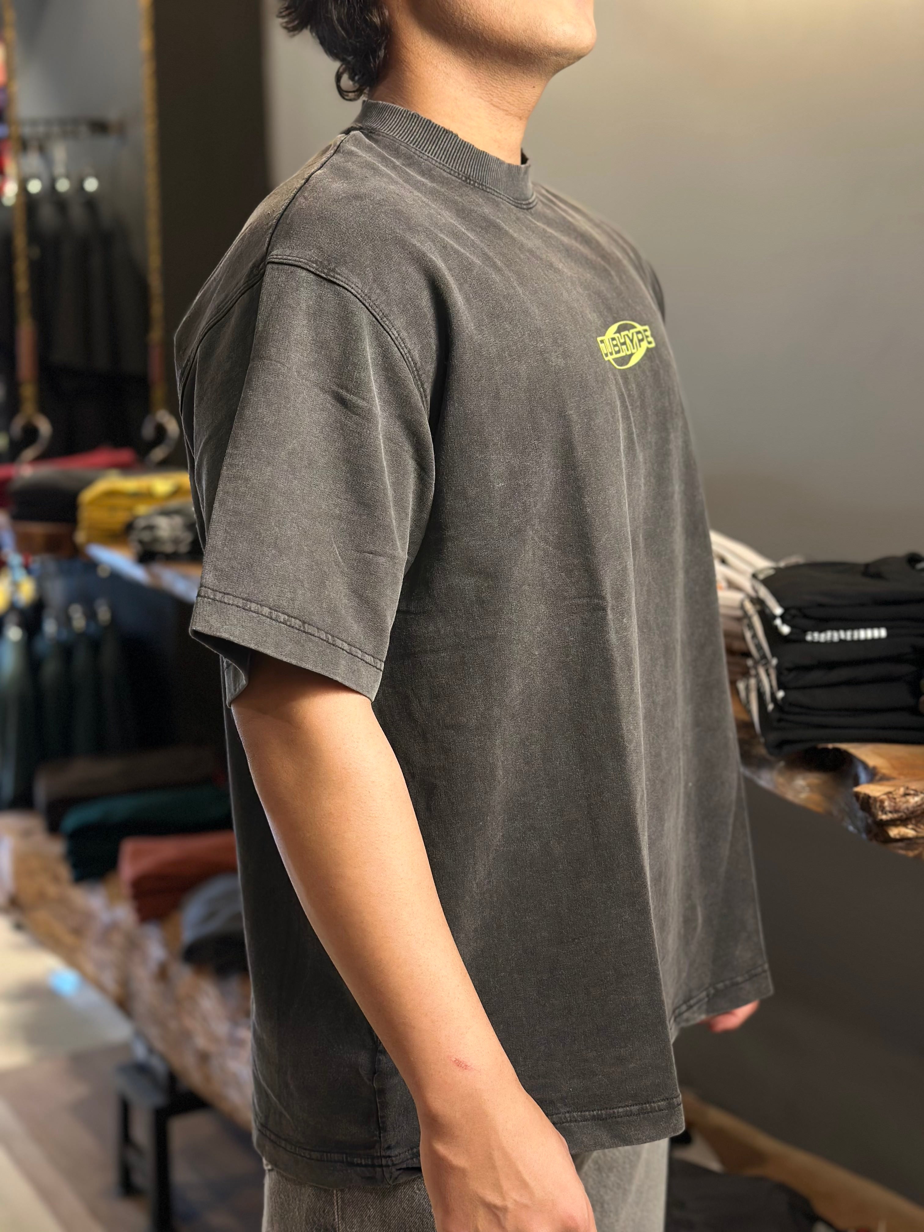 VOLCANIC BLACK - ACID WASH TEE