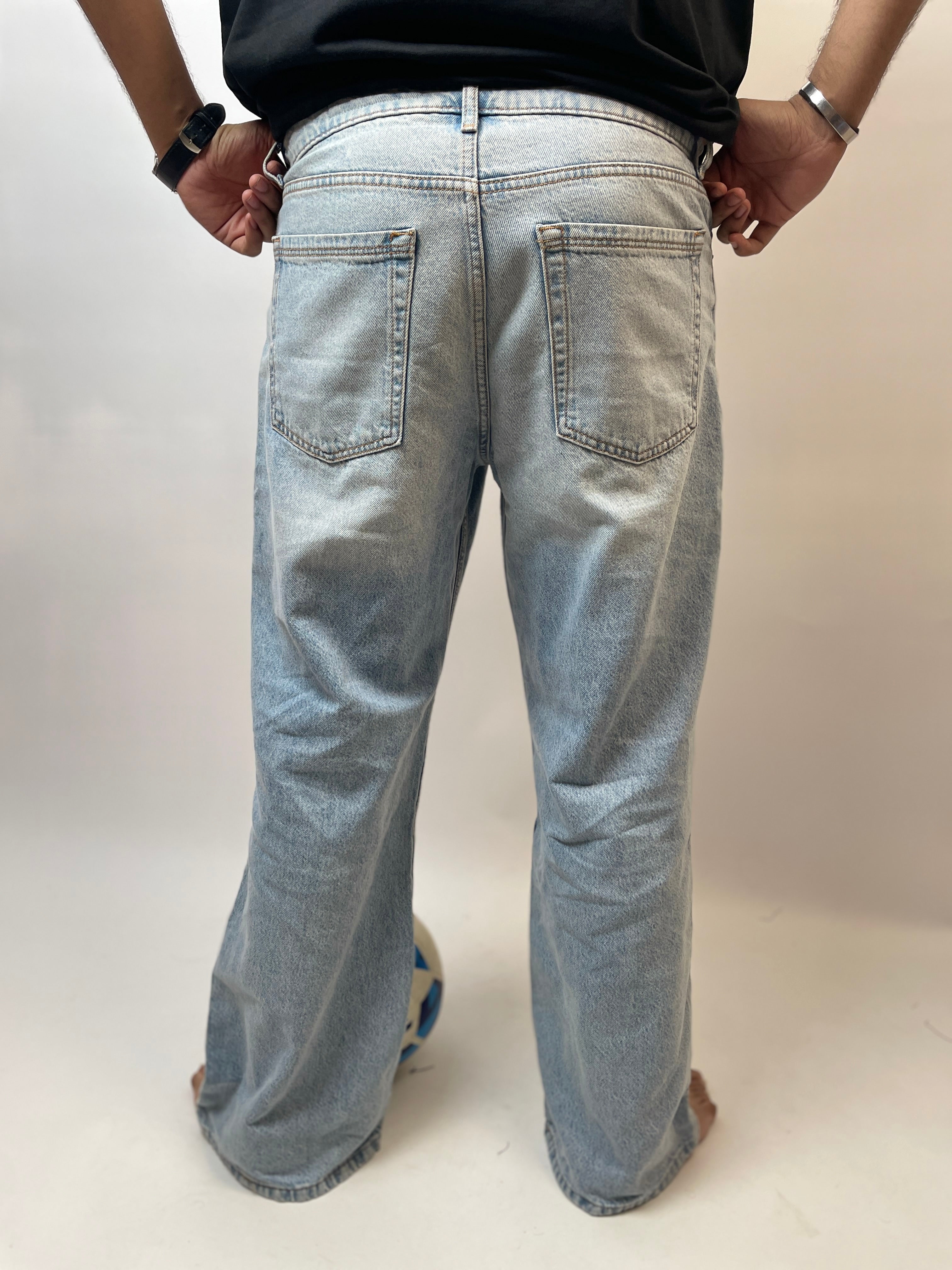 ICICLE WASH - WIDE LEG DENIM