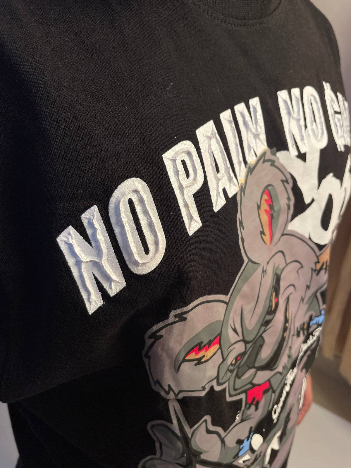Rogue Bear Black - Drop Shoulder T-shirt